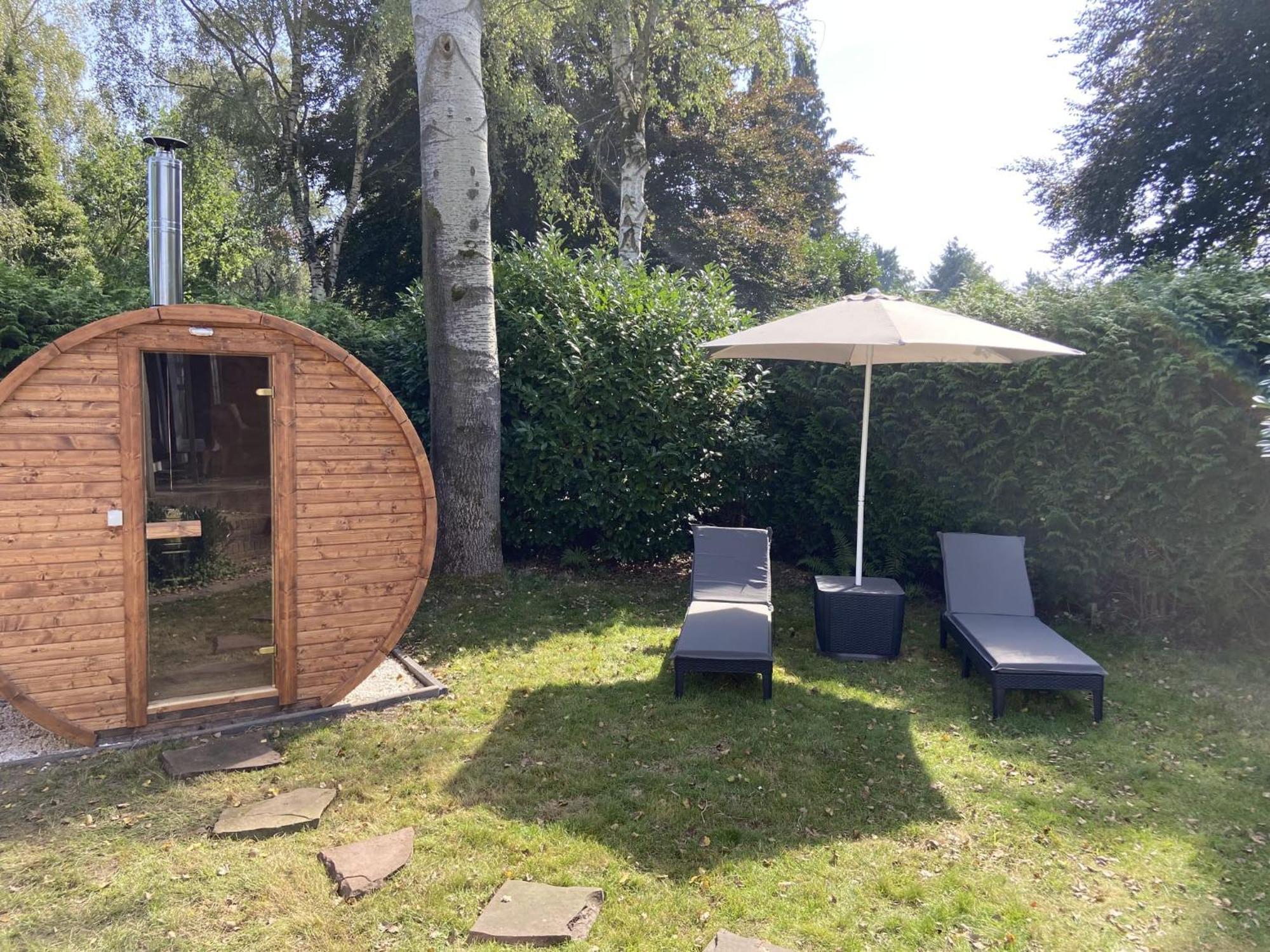 פוטן Veluwe Vakanties Chalets With Private Barrel Sauna - With Pool Bar And Restaurant Facilities In The Veluwe National Park מראה חיצוני תמונה