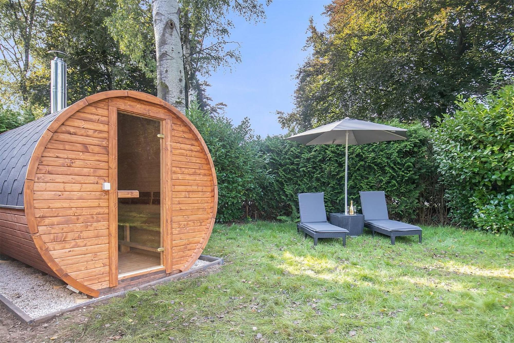 פוטן Veluwe Vakanties Chalets With Private Barrel Sauna - With Pool Bar And Restaurant Facilities In The Veluwe National Park מראה חיצוני תמונה