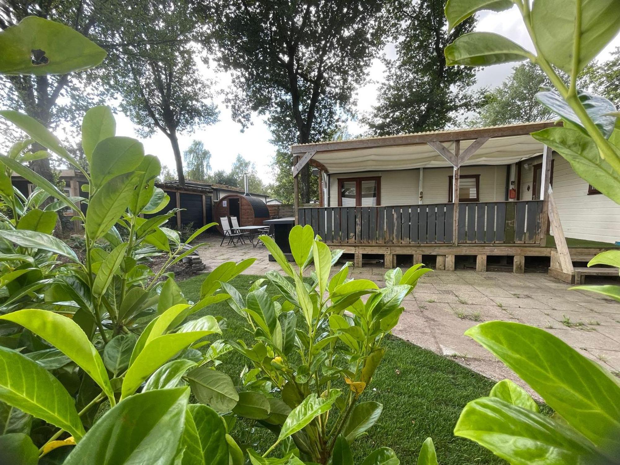 פוטן Veluwe Vakanties Chalets With Private Barrel Sauna - With Pool Bar And Restaurant Facilities In The Veluwe National Park מראה חיצוני תמונה