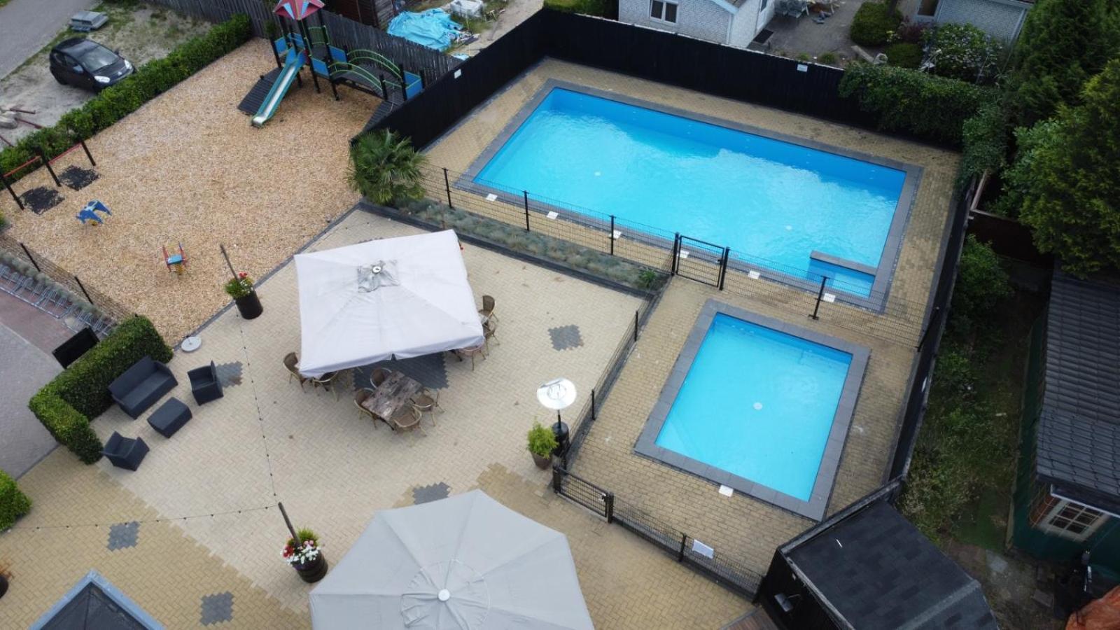 פוטן Veluwe Vakanties Chalets With Private Barrel Sauna - With Pool Bar And Restaurant Facilities In The Veluwe National Park מראה חיצוני תמונה