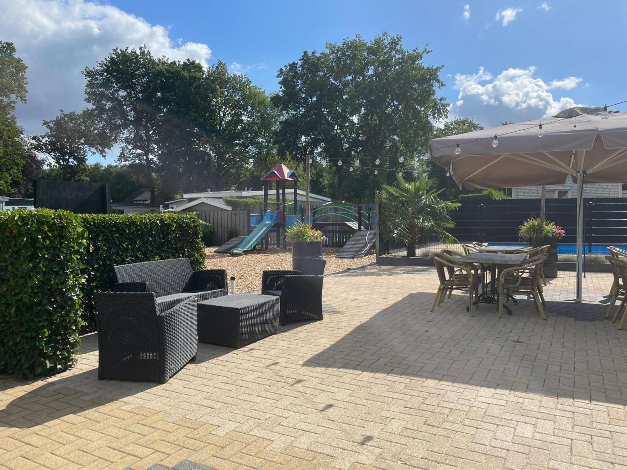 פוטן Veluwe Vakanties Chalets With Private Barrel Sauna - With Pool Bar And Restaurant Facilities In The Veluwe National Park מראה חיצוני תמונה
